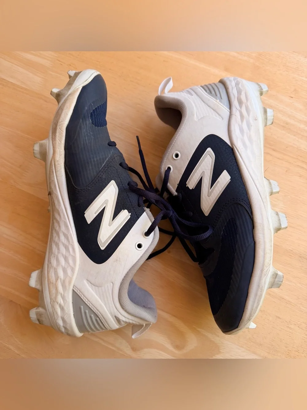 New Balance Velo Molded Cleats Womens 10 Navy White